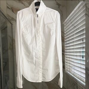 DKNY 🤍Crisp White Dress Shirt‼️
